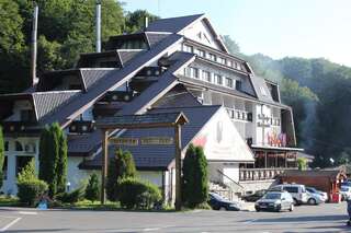 Фото Отель Hotel Fantanita Haiducului г. Bradu